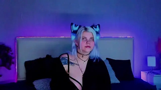 JoannLowe online show from 02/23/25, 09:16