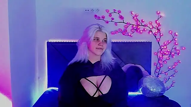 JoannLowe online show from 03/11/26, 08:48