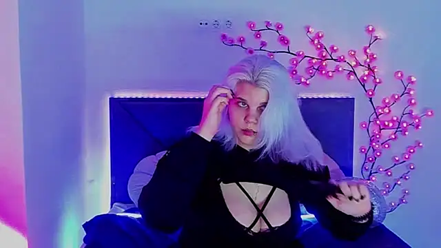 JoannLowe online show from 03/16/26, 08:13