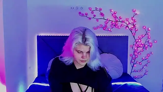 JoannLowe online show from 04/01/26, 07:55