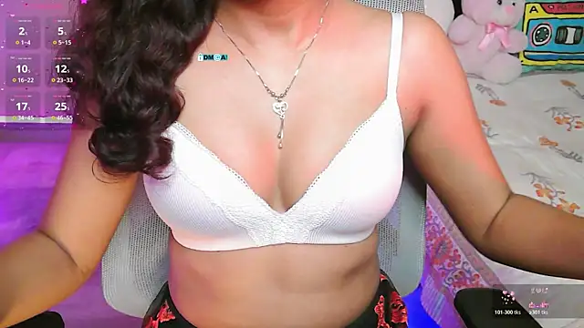 Snapshot of Hot_chocolate__ chatting on 06/19/26, 06:23 Hot chocolate online show from 06/19/26, 06:23