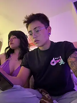 Ashley Chriss online show from 09/21/25, 11:39