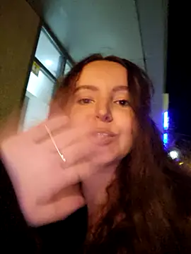 LineaDemie online show from 10/10/25, 07:13