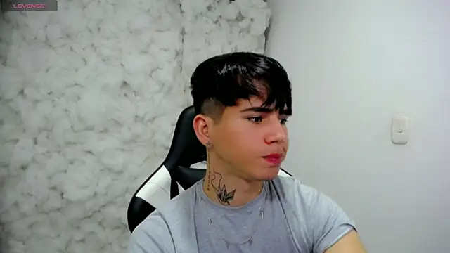 Tayson Rivers online show from 11/23/25, 03:28