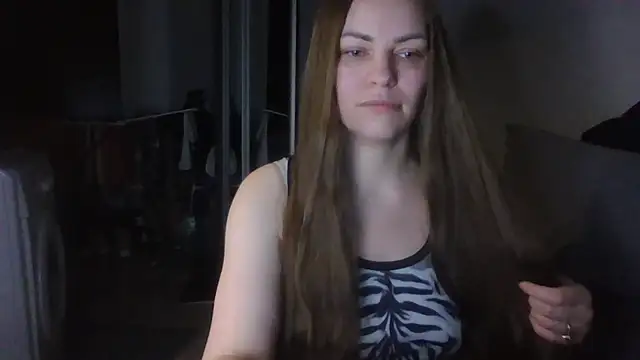 AnnaDiamond1 online show from 03/11/26, 10:16