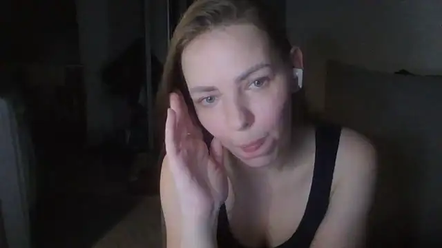 AnnaDiamond1 online show from 03/29/26, 12:21