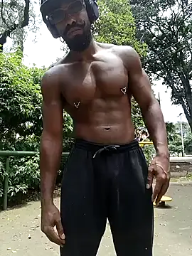 Siriss boyrag online show from 03/17/26, 04:21