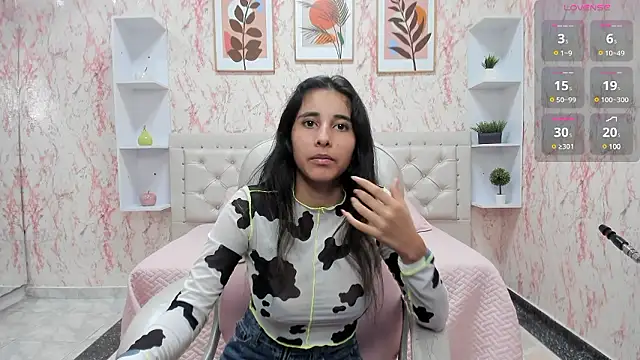 VICTORIA HOUSTON online show from 12/02/24, 03:26