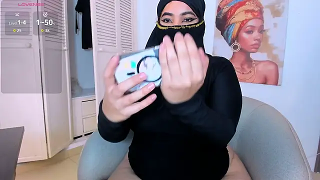 malak nanyy online show from 02/20/26, 02:19