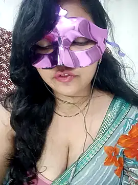 Snapshot of Shivi_shahh chatting on 09/21/25, 06:09 Shivi shahh online show from 09/21/25, 06:09