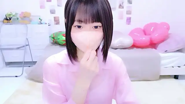 Im Yu-na online show from 04/04/26, 08:28