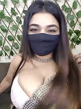 Bold-Cat online show from 10/19/25, 05:24