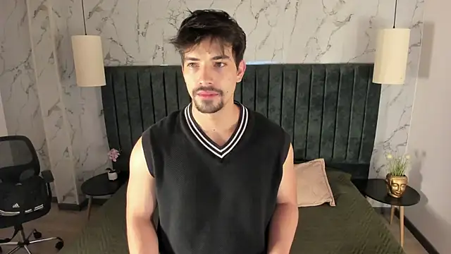 Ian Daviz online show from 10/19/25, 12:06