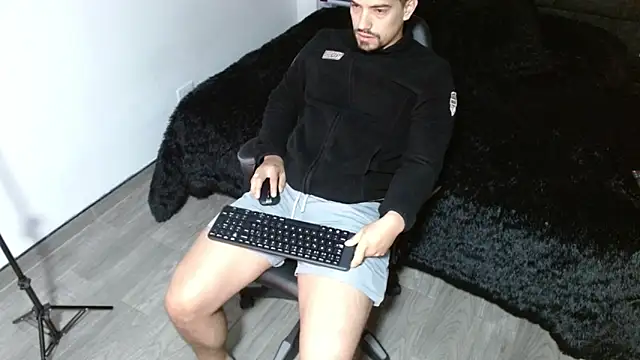 Ian Daviz online show from 02/15/26, 08:57