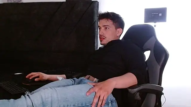 Ian Daviz online show from 04/17/26, 08:45