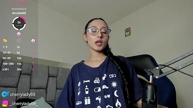 Snapshot of ladyAn_ chatting on 12/25/24, 11:20 ladyAn  online show from 12/25/24, 11:20