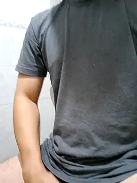 Snapshot of strokvic chatting on 02/17/25, 04:53 strokvic online show from 02/17/25, 04:53