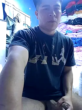 Snapshot of strokvic chatting on 10/03/25, 11:35 strokvic online show from 10/03/25, 11:35