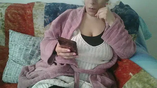 hairygirl80 online show from 04/01/26, 08:26