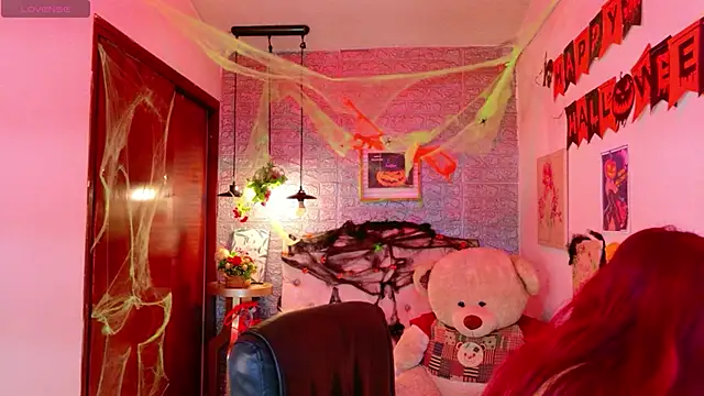 meghan nill online show from 10/14/25, 02:56