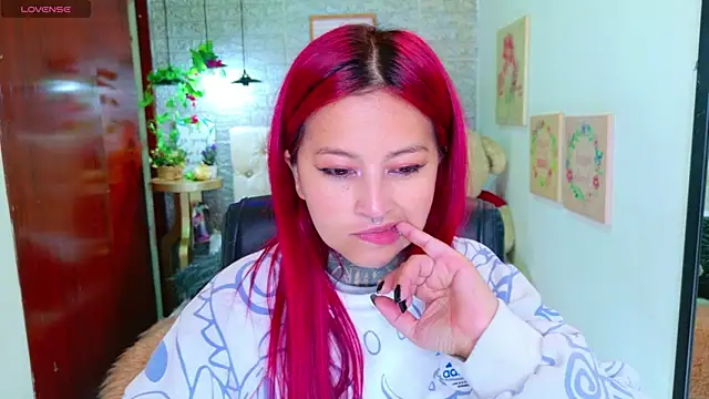 meghan nill online show from 11/27/25, 02:57