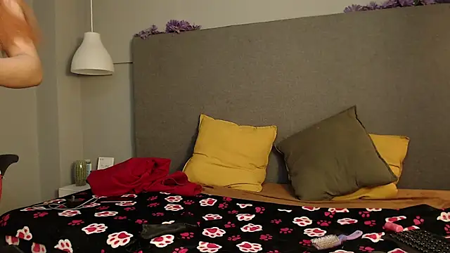 Poison luna online show from 02/12/25, 07:56