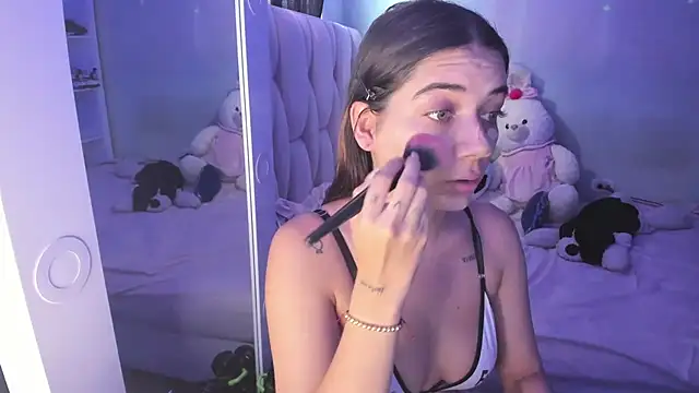 KittyKlum online show from 11/10/25, 04:50