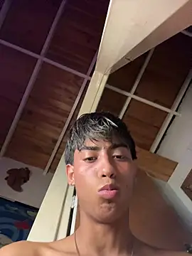 Mauuu18 online show from 05/16/26, 12:07