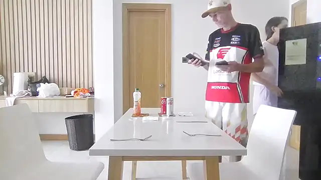 SweetSexySub online show from 10/19/25, 08:37