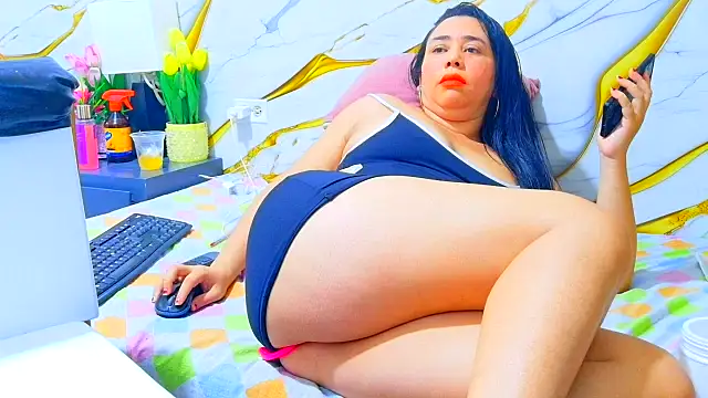 Snapshot of NINFA69 chatting on 06/20/26, 06:33 NINFA69 online show from 06/20/26, 06:33