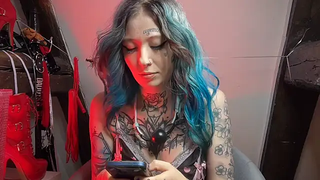 Snapshot of coyemoo chatting on 01/10/26, 02:08 coyemoo online show from 01/10/26, 02:08