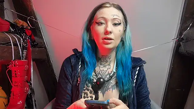 Snapshot of coyemoo chatting on 02/03/26, 03:48 coyemoo online show from 02/03/26, 03:48