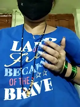 Snapshot of Kashish_18 chatting on 05/15/26, 07:26 Kashish 18 online show from 05/15/26, 07:26