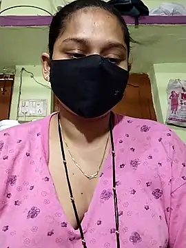 Snapshot of Kashish_18 chatting on 06/05/26, 07:14 Kashish 18 online show from 06/05/26, 07:14