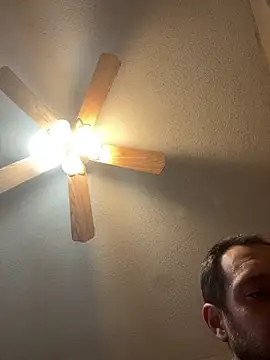 SmokingSloth online show from 11/25/25, 02:55