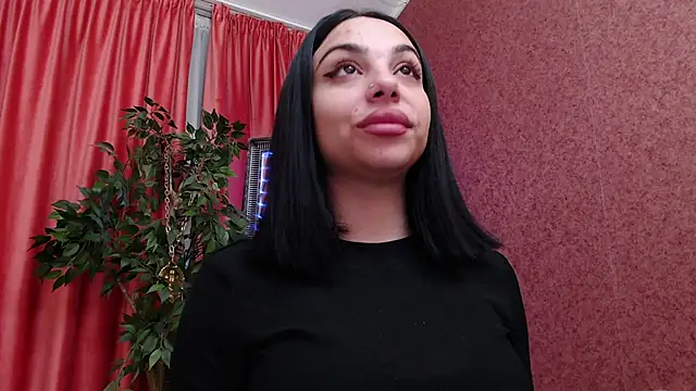 MissJuliax online show from 12/23/25, 07:28