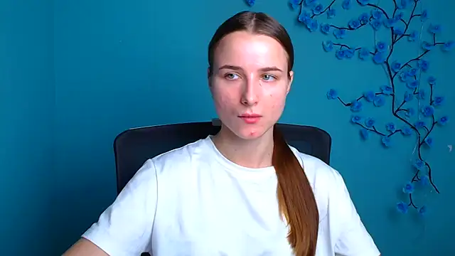 Snapshot of Eva_Janee chatting on 06/24/26, 05:39 Eva Janee online show from 06/24/26, 05:39