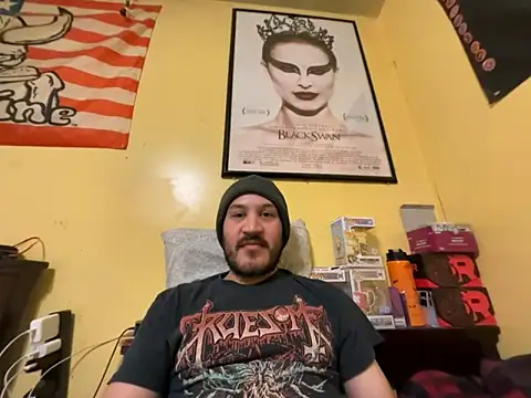 Snapshot of Sleeker99 chatting on 02/06/26, 03:00 Sleeker99 online show from 02/06/26, 03:00