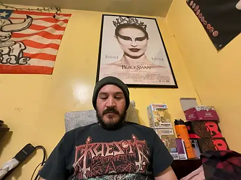 Snapshot of Sleeker99 chatting on 02/20/26, 04:20 Sleeker99 online show from 02/20/26, 04:20