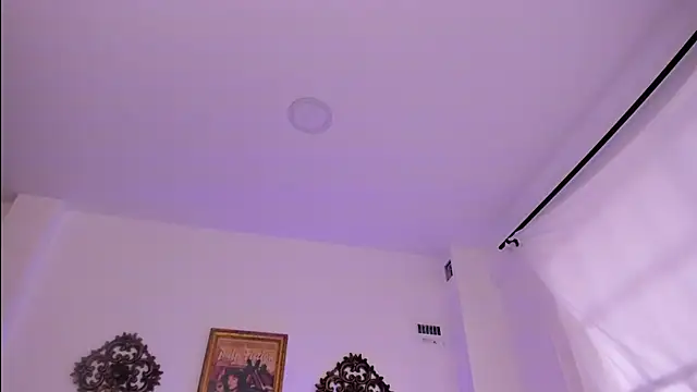 VeronicaGilss online show from 10/08/25, 06:49