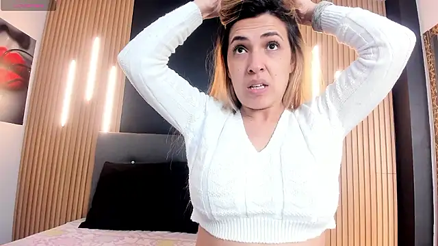 EvaaLovia1 online show from 03/05/26, 01:18