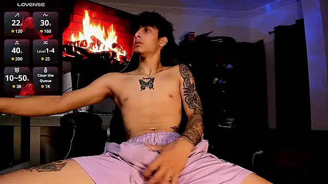 Snakebutterfly online show from 02/21/25, 06:29