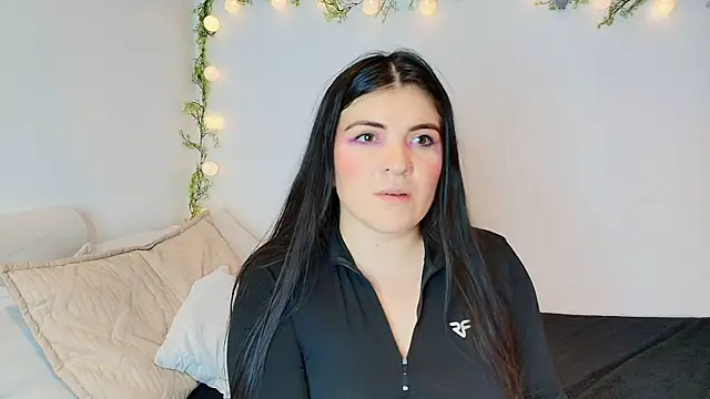 Amara vega online show from 05/31/26, 10:22