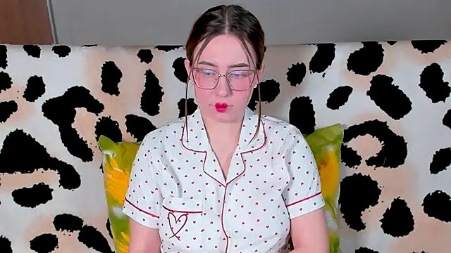 VeronikaKissuchi online show from 02/14/25, 08:21