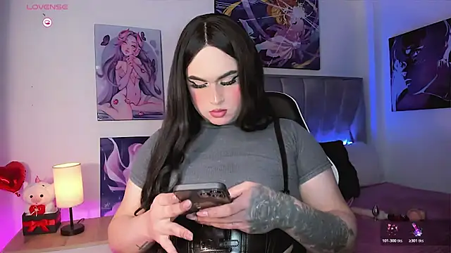 Snapshot of alexia_mattel chatting on 06/10/26, 11:03 alexia mattel online show from 06/10/26, 11:03