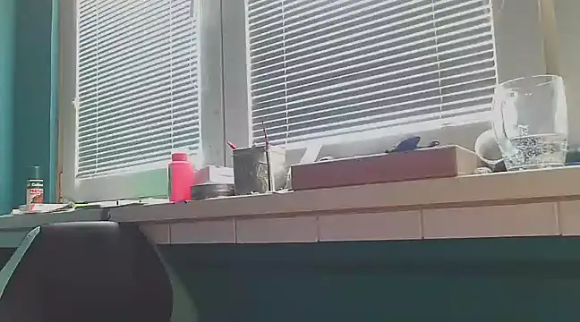 Snapshot of YouWantMe666 chatting on 02/22/25, 09:34 YouWantMe666 online show from 02/22/25, 09:34