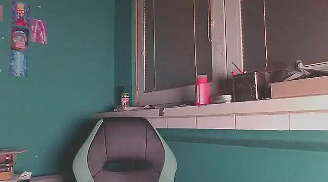 Snapshot of YouWantMe666 chatting on 02/24/25, 10:14 YouWantMe666 online show from 02/24/25, 10:14