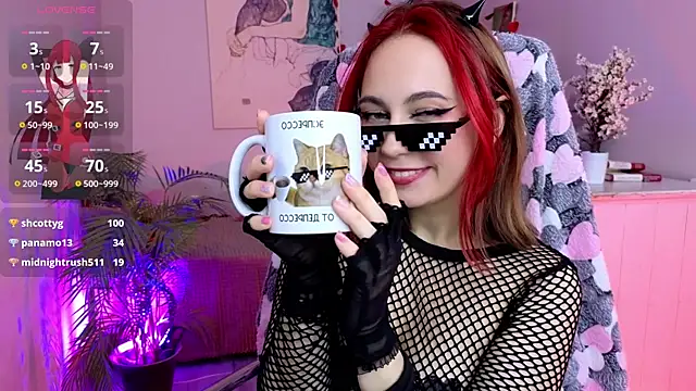 Snapshot of Carolina_Leep chatting on 02/26/25, 03:19 Carolina Leep online show from 02/26/25, 03:19