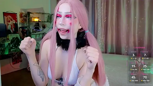 Carolina Leep online show from 11/07/25, 02:39