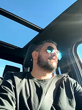 boytoyfrindles online show from 11/11/25, 08:42